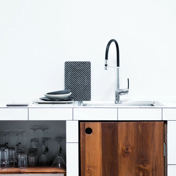 Damixa Slate Pro Kjøkkenarmatur, Krom/sort - Bilde 3